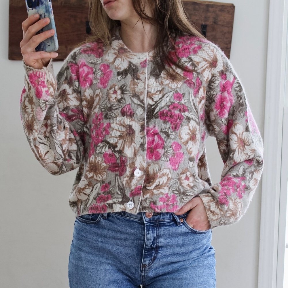 Floral Button-Front Cardigan Sweater - Pink & Cream